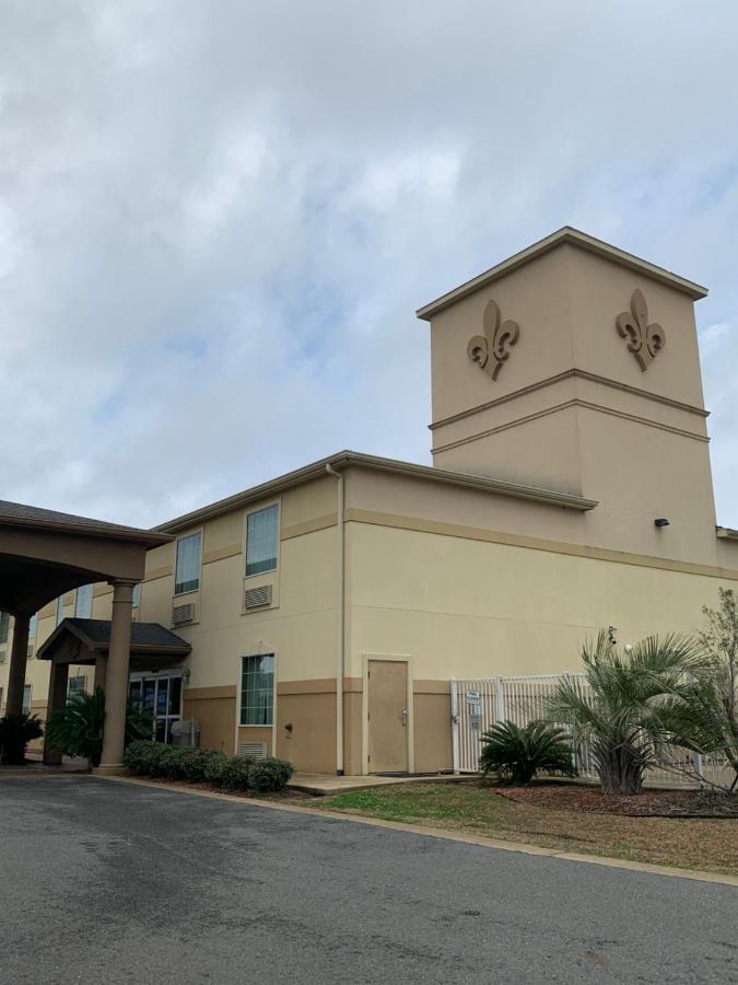 Rodeway Inn & Suites Winnfield Exterior photo
